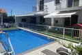 Maison 4 chambres 180 m² Pervolia, Chypre
