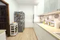 4 bedroom house 180 m² Dos Hermanas, Spain