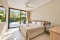 4 bedroom house 294 m² Dos Hermanas, Spain