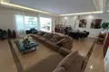 Mieszkanie 2 pokoi 157 m² Marbella, Hiszpania