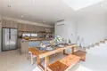 Вилла 3 спальни 338 м² Си Сунтон, Таиланд