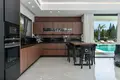 Haus 4 Schlafzimmer 560 m² Manilva, Spanien
