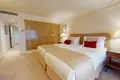 2 bedroom apartment 136 m² in London, United Kingdom