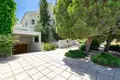 Apartment 6 bedrooms 350 m² Aradippou, Cyprus