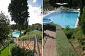 House 14 bedrooms 1 860 m² La Scala, Italy