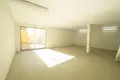 Villa de 4 dormitorios 400 m² Peralada, Španjolska