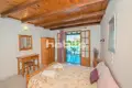 Hotel 400 m² in Livadi, Greece