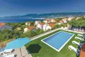 Villa de tres dormitorios 300 m² Grad Rijeka, Croacia