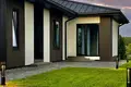 Haus 180 m² Tarasava, Belarus