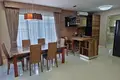villa de 3 chambres 175 m² Ban Bang Ku, Thaïlande