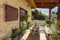 Propriété commerciale 256 m² à Aradíppou, Chypre