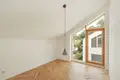 Haus 6 zimmer 185 m² in Warschau, Polen