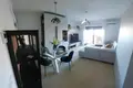 Mieszkanie 2 pokoi 120 m² Dos Hermanas, Hiszpania