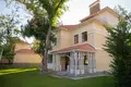 Dom 10 pokojów 444 m² Odessa, Ukraina