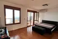 Квартира 3 спальни 124 м² Добра Вода, Черногория