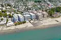 Apartamento vacacional moderno frente al mar en la zona de la playa antigua, Vlorë, Albania