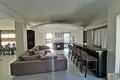 Haus 4 Schlafzimmer 670 m² Lakatamia, Zypern