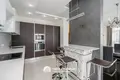 Квартира 3 комнаты 129 м² в Минске, Беларусь
