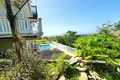 Haus 4 Schlafzimmer 195 m² Roatan, Honduras