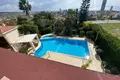 villa de 5 chambres 900 m² Mouttagiaka, Chypre