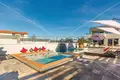 Haus 4 zimmer 322 m² Opcina Liznjan, Kroatien