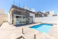 Villa de tres dormitorios 162 m² Orihuela, Španjolska