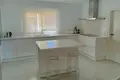 4 bedroom house 350 m² Dos Hermanas, Spain
