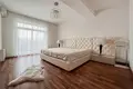 2 bedroom apartment 131 m² Riga, Latvia