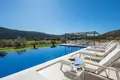 villa de 5 dormitorios 310 m² Grad Trogir, Croacia
