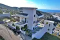 Villa de 4 dormitorios 300 m² Kargicak, Turquía