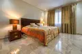 Mieszkanie 2 pokoi 157 m² Marbella, Hiszpania