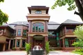 5 bedroom house  Chaophraya Surasak, Thailand
