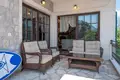 Villa de 9 habitaciones 241 m² Kostanjica, Montenegro