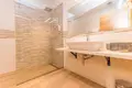 Haus 40 Schlafzimmer 967 m² Poreč, Kroatien