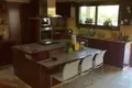4 bedroom apartment 250 m² Asomatos Municipality, Cyprus