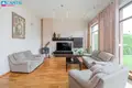 Casa 198 m² Zujunai, Lituania