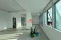 Propiedad comercial 1 habitación 100 m² en Bashkia Vlore, Albania