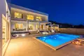 Maison 4 chambres 180 m² Grad Omis, Croatie