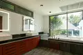 Квартира 4 спальни 550 м² Си Сунтон, Таиланд