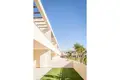 Mieszkanie 2 pokoi 108 m² Torrevieja, Hiszpania