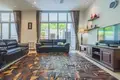 3 bedroom townthouse 214 m² Ban Bang Thao, Thailand