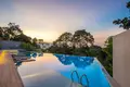 Kondominium 2 Schlafzimmer 130 m² Pa Tong, Thailand