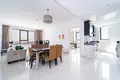 Appartement 2 chambres 1 361 m² Doubaï, Émirats arabes unis