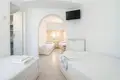 Hotel 300 m² en Megali Panagia, Grecia