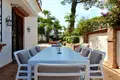 4-Schlafzimmer-Villa 208 m² Estepona, Spanien