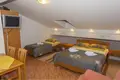 Dom 15 pokojów 908 m² Opcina Gradac, Chorwacja
