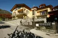 Mieszkanie 4 pokoi 128 m² Tremezzo, Włochy