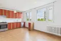 Mieszkanie 3 pokoi 82 m² Warszawa, Polska