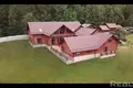Cottage 579 m² Partyzanski, Belarus