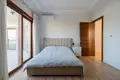 6-Schlafzimmer-Villa 650 m² Mouttagiaka, Zypern